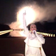 Image for article titled Unfortunately, the Note Katy Perry Was Searching For During the Inauguration Concert Has Died